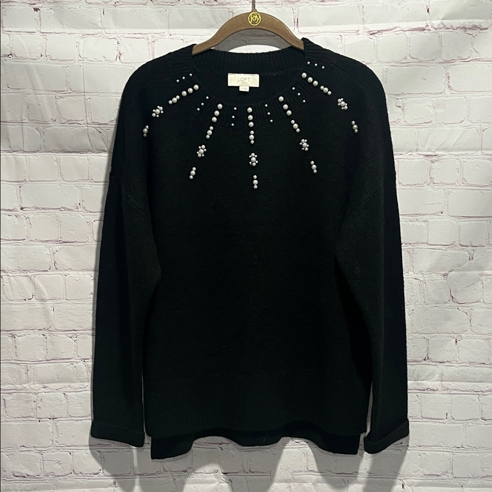 LOFT Black with Faux Pearl Embellishments Crewneck Sweater Woman’s‎ Size 14